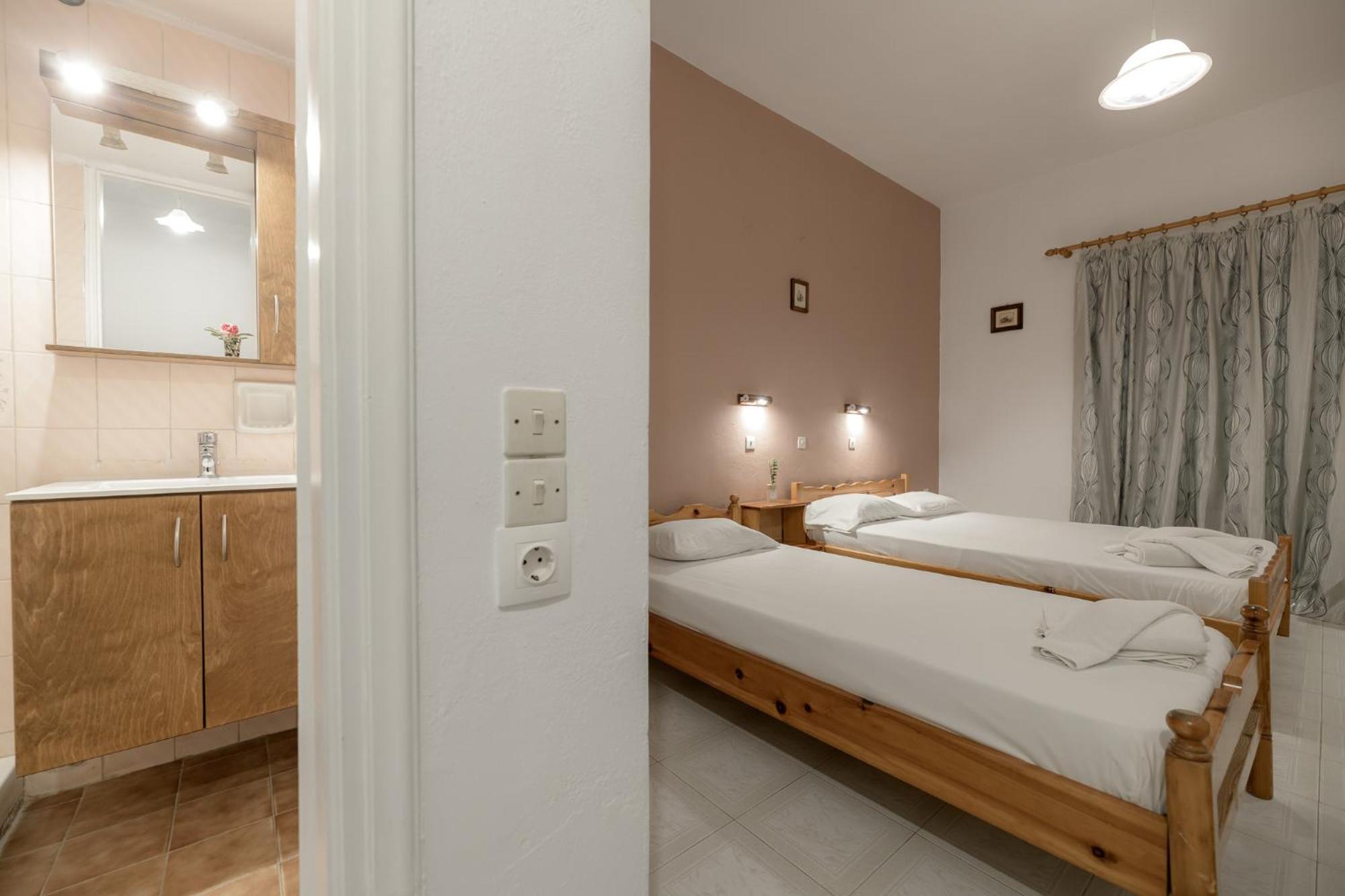 Anthi Studios & Apartments Alykes  Extérieur photo